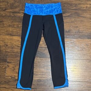 Lululemon Athletica Black Cropped Pants with Blue Trim